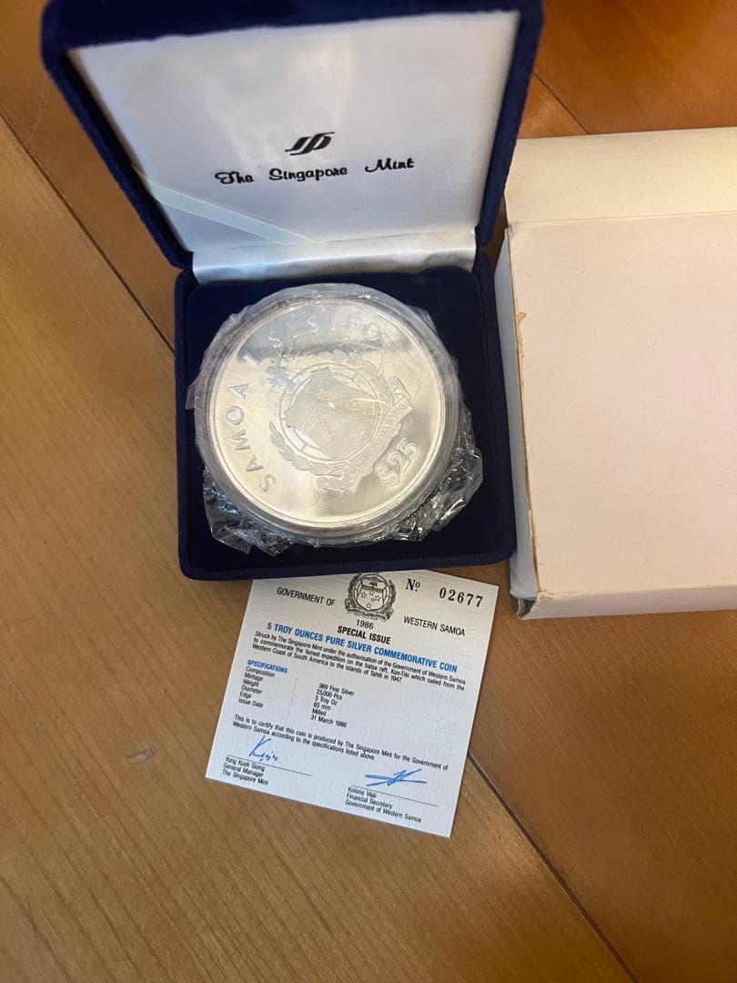 銀製 記念硬貨 ケース付き　5オンス　純銀