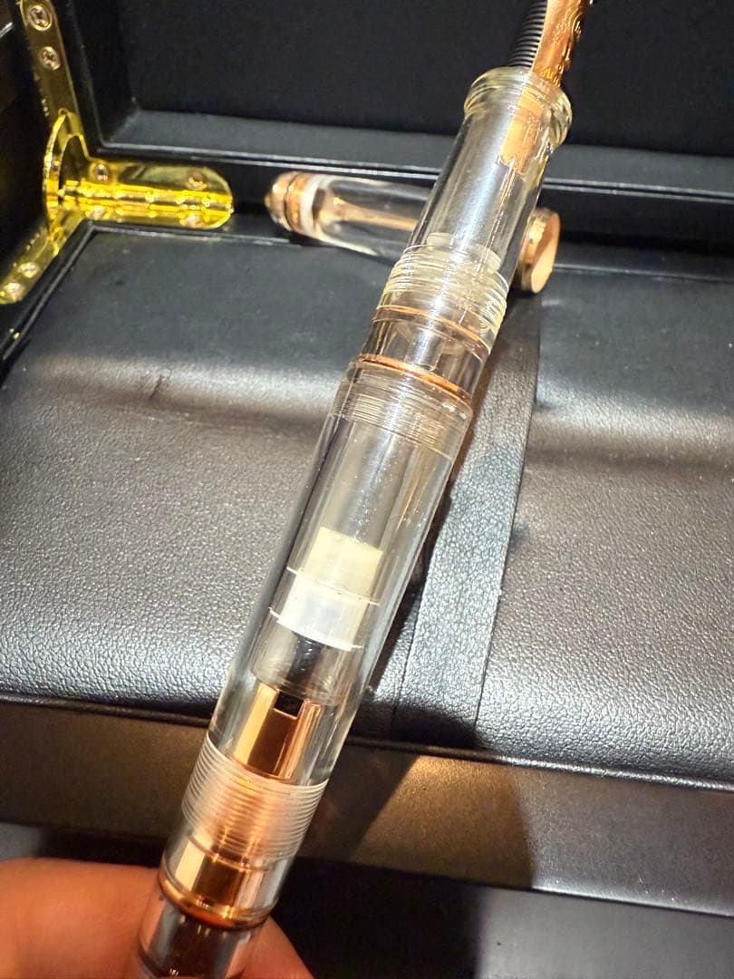 アウロラ万年筆　透明軸　限定150本　b