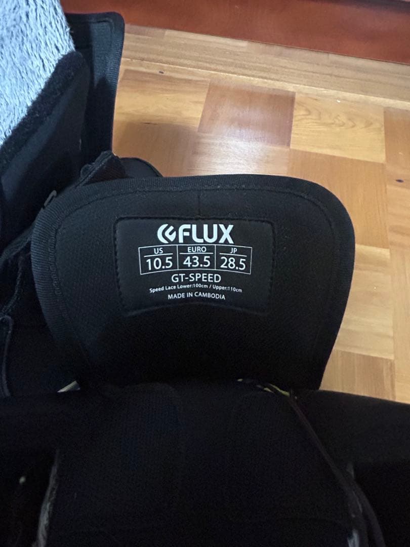 FLUX スノーボードブーツ