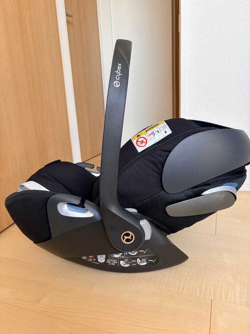 即購入ok cybexサイベックス クラウドZ チャイルドシート　ベース
