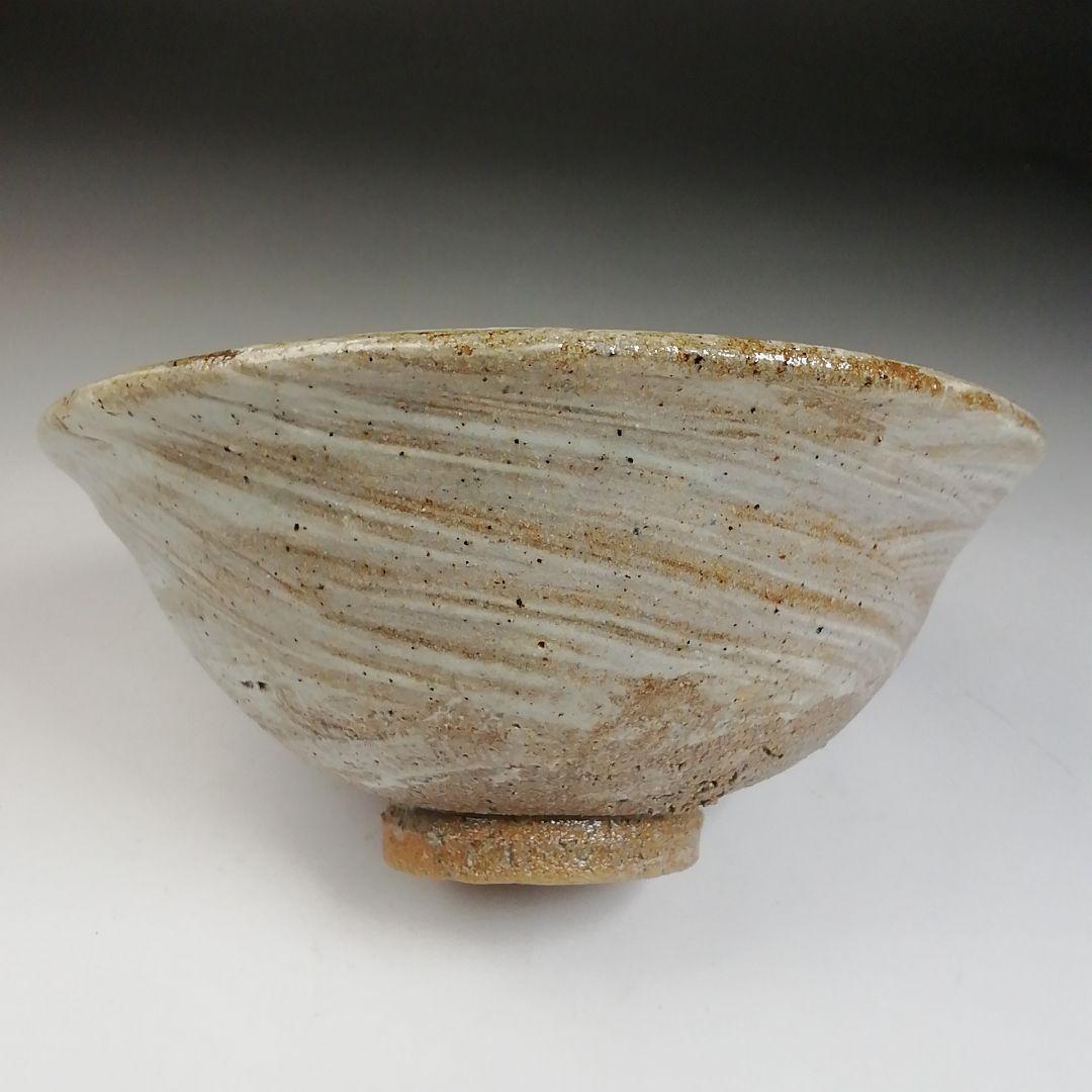Ｗ５５　茶碗　『彫三島　刷毛目茶碗』『尾田一念 作』　共箱　抹茶碗　茶道具