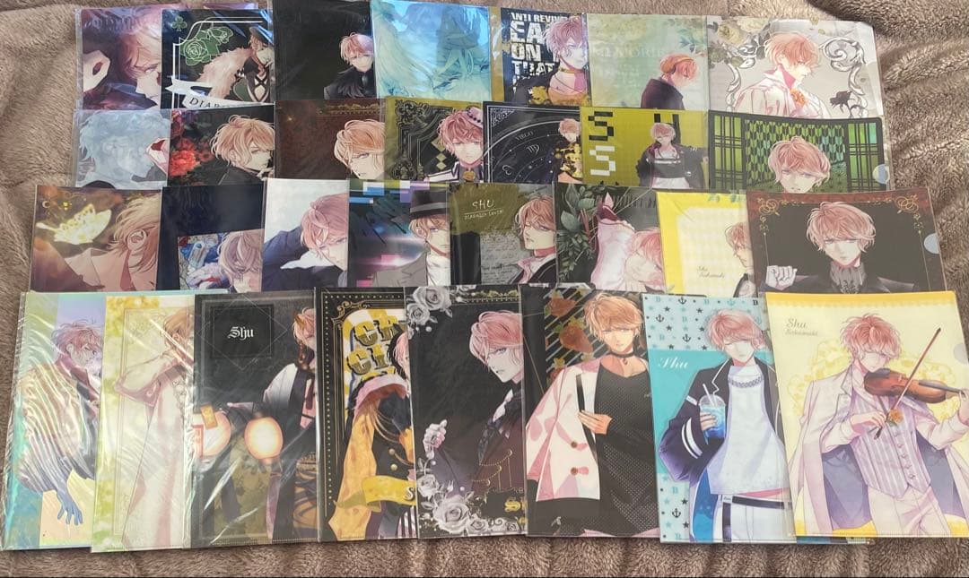 逆巻シュウ　クリアファイル　①