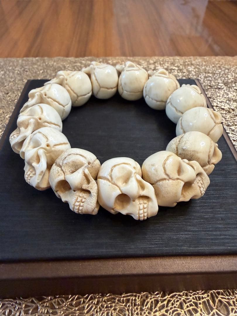 V-1077高品質　天然鹿の角　根付　手彫り　髑髏　ドクロ　ブレスレット　魔除け