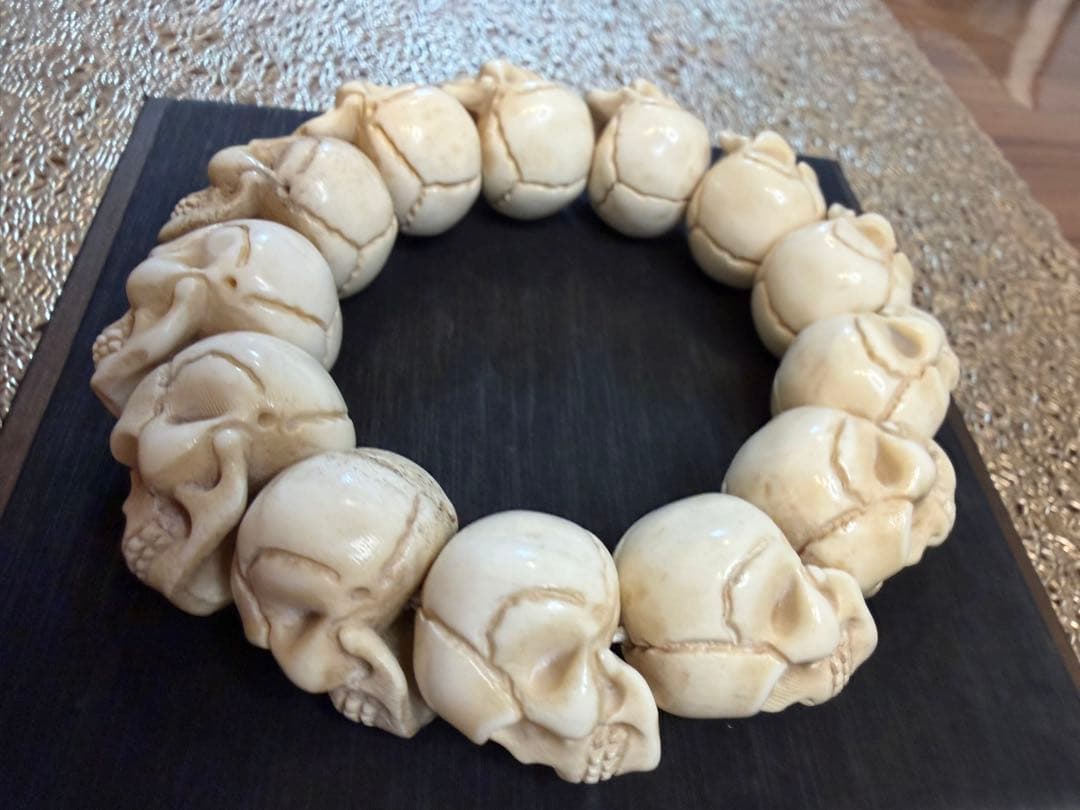 V-1077高品質　天然鹿の角　根付　手彫り　髑髏　ドクロ　ブレスレット　魔除け