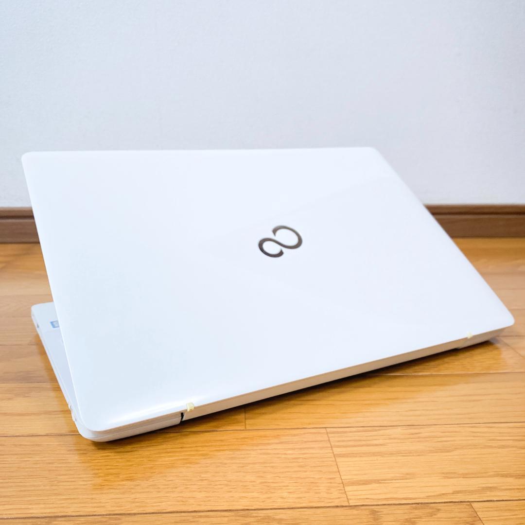 美品✨贅沢性能 4コアi7 大容量SSD512 メモリ16 オフィス2021