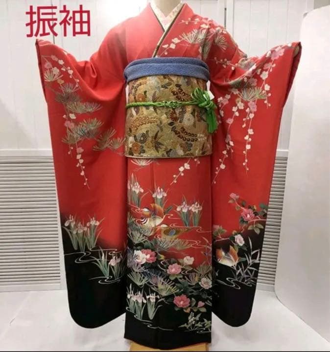 振袖のみ、早く売りたい為お値下げ可能！！