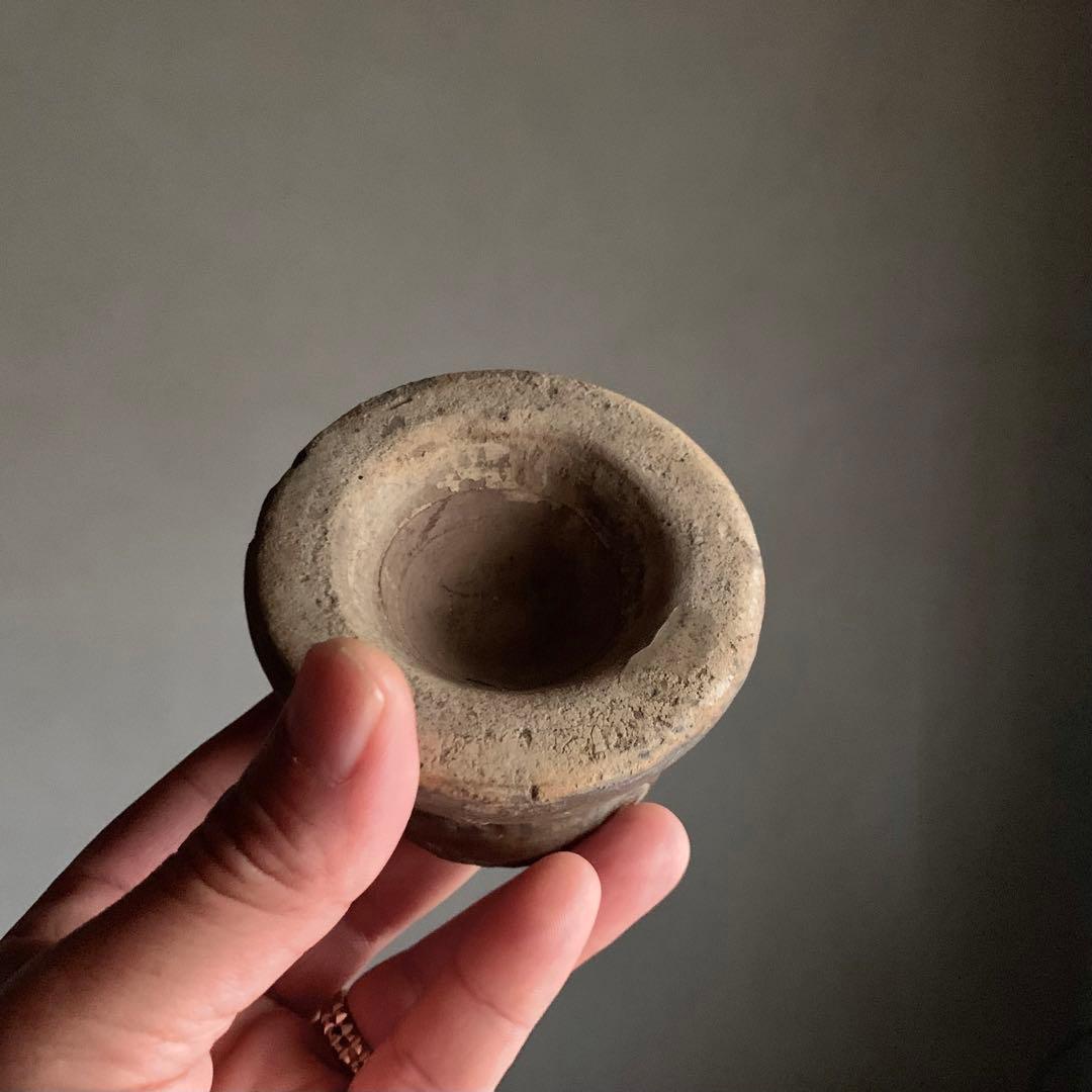 陶製の 小さな 乳鉢 臼 あるいは中国の化粧道具 古道具 アンティーク オブジェ
