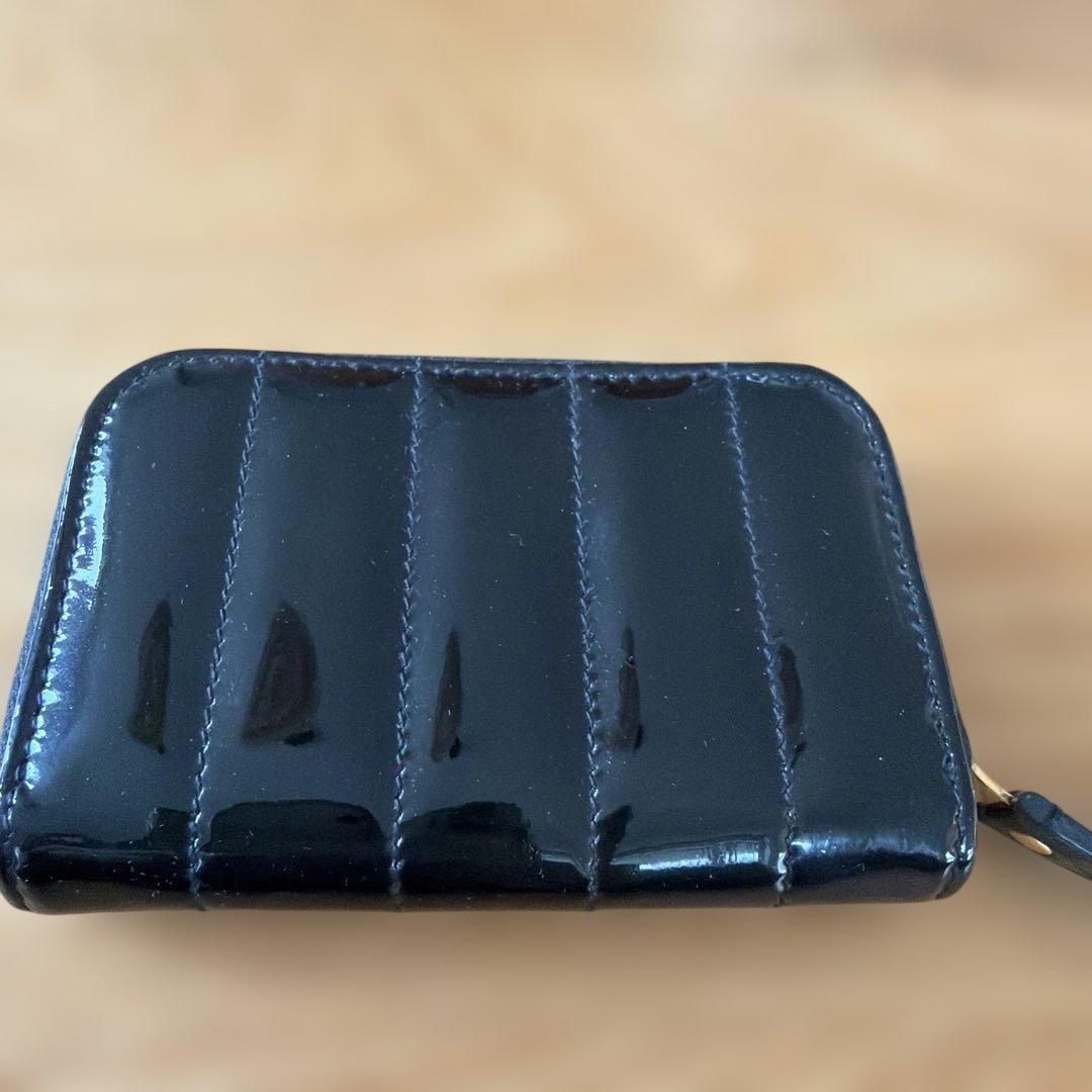 サンローラン（Saint Laurent）ヴィキ ジップウォレット