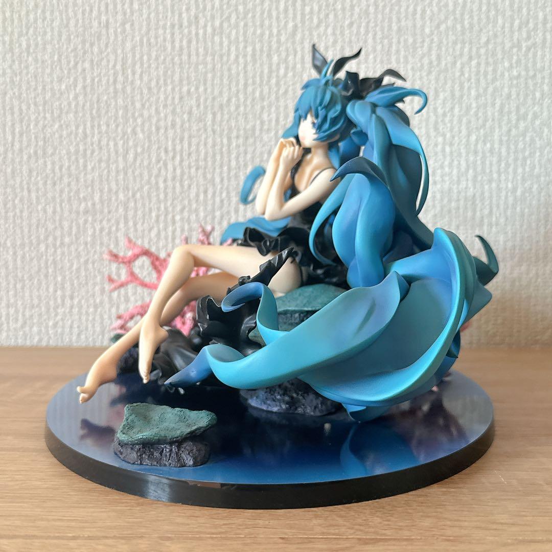 【美品】初音ミク　深海少女ver 1/8スケール フィギュア 箱あり 正規品