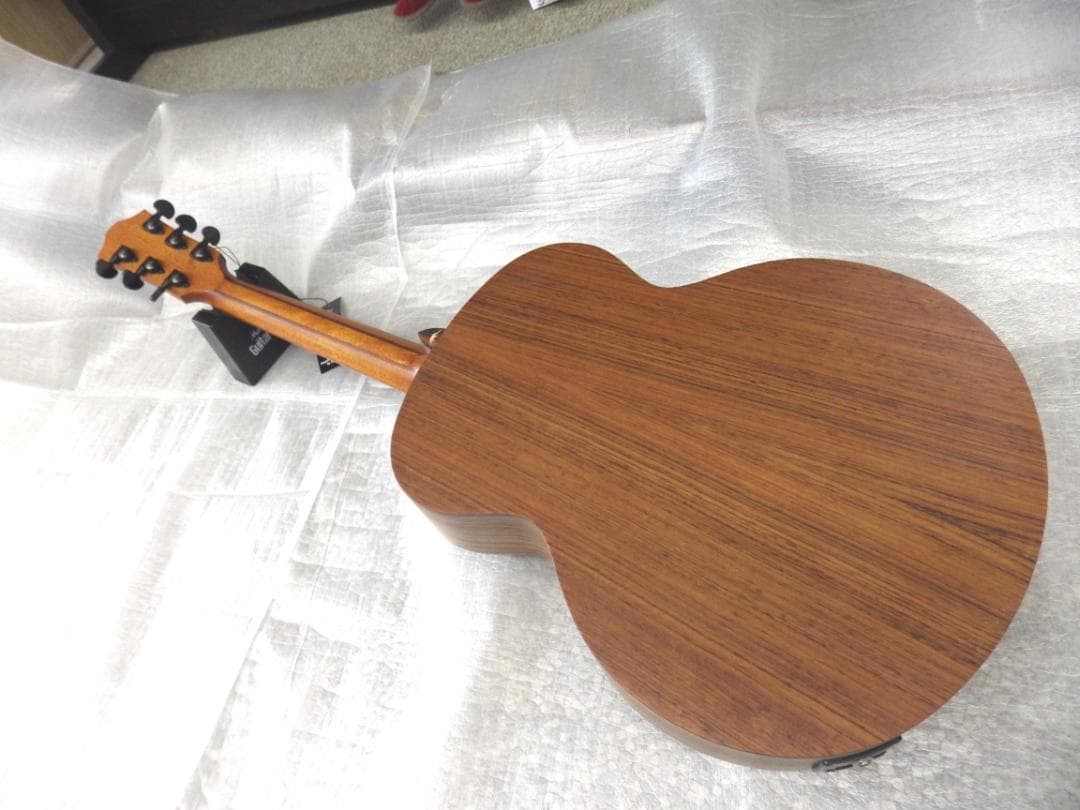 弦高低め　Bromo　ブロモ　エレアコギター　BAT8ME bk