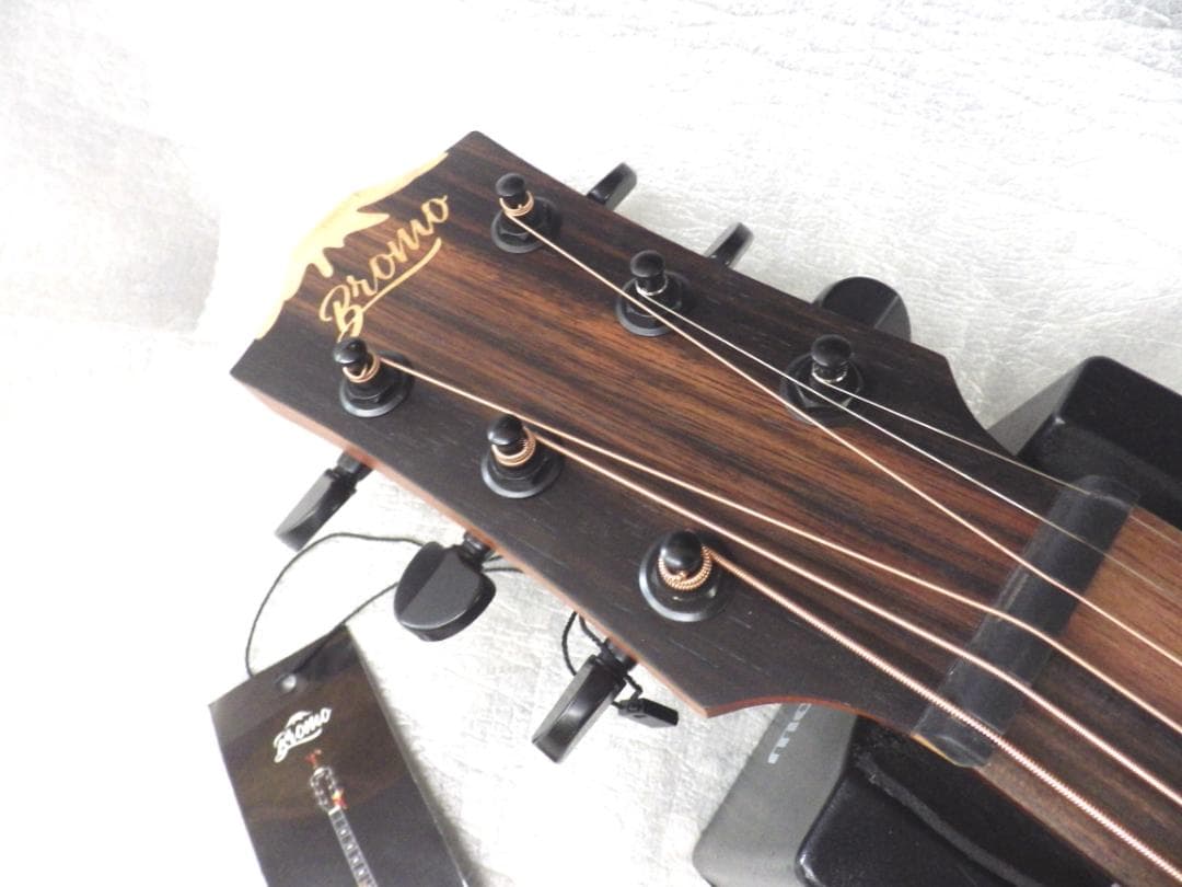 弦高低め　Bromo　ブロモ　エレアコギター　BAT8ME bk