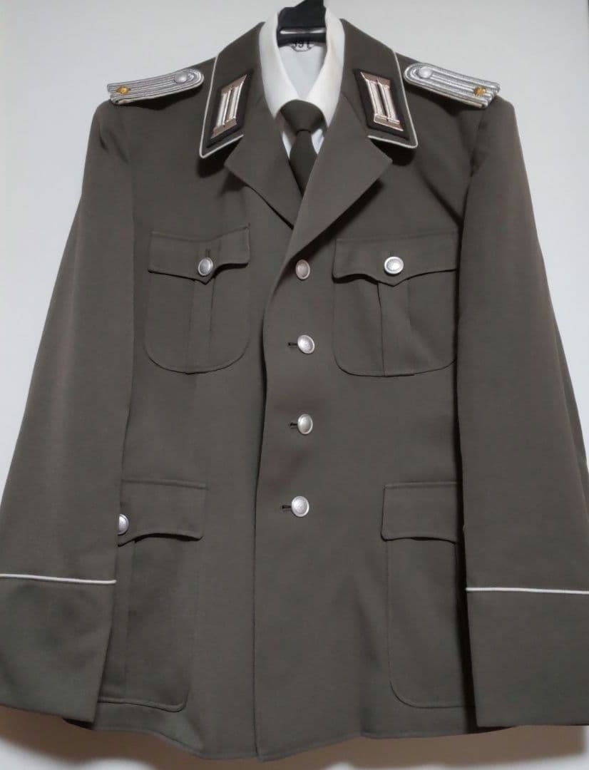 東ドイツ軍 地上軍 将校用制服セット