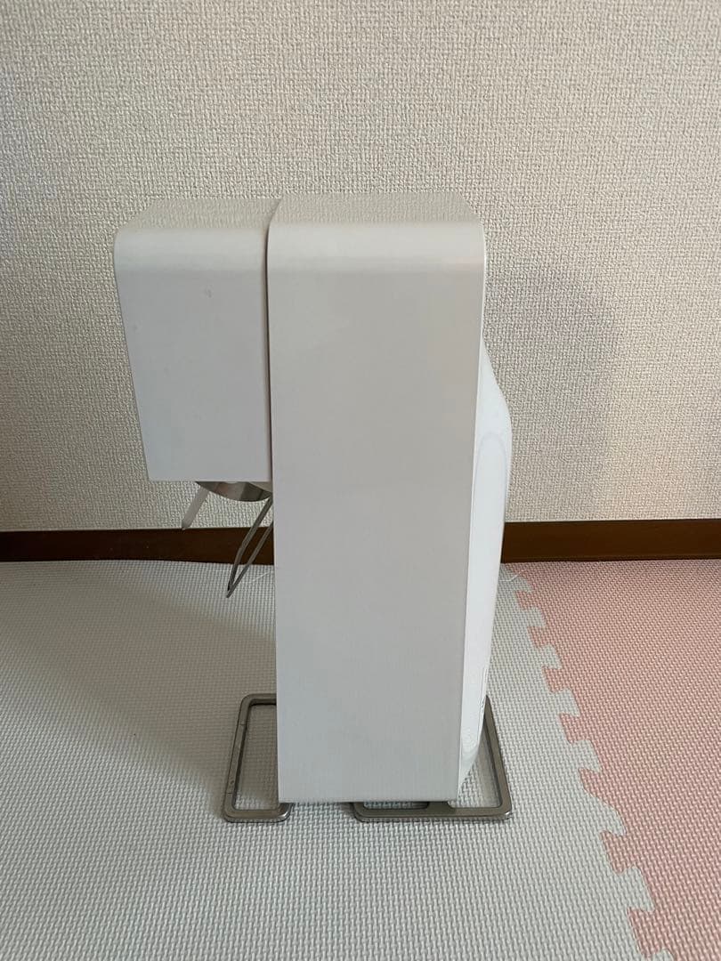 ソーダストリーム　本体　ガスシリンダー3本　ボトル付　sodastream