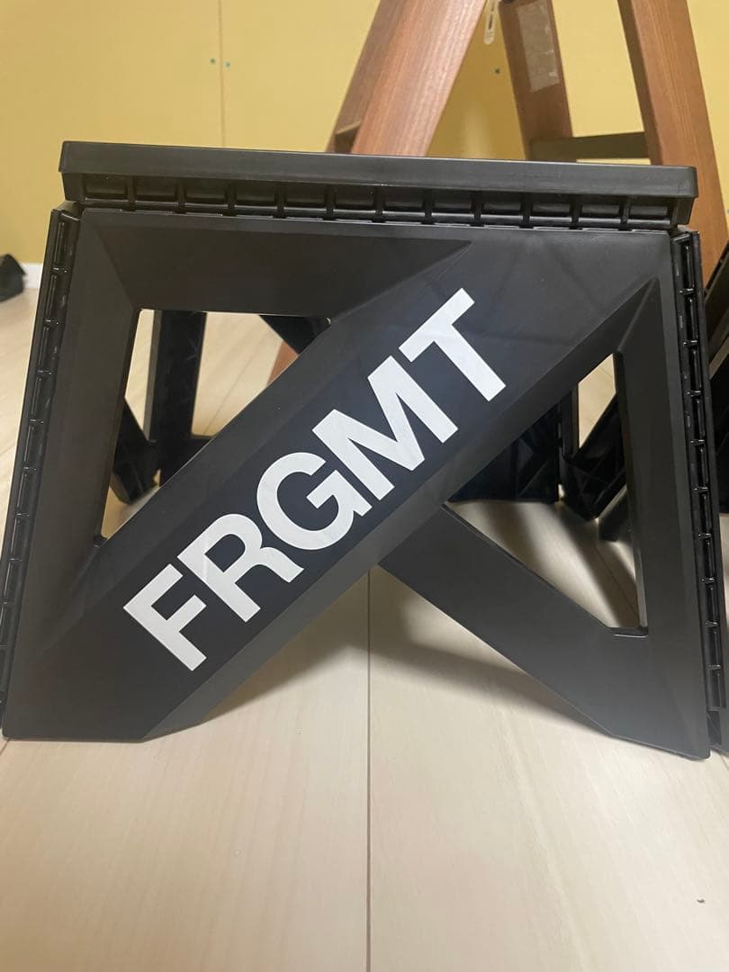 FRGMT スタッキング椅子 2点セット