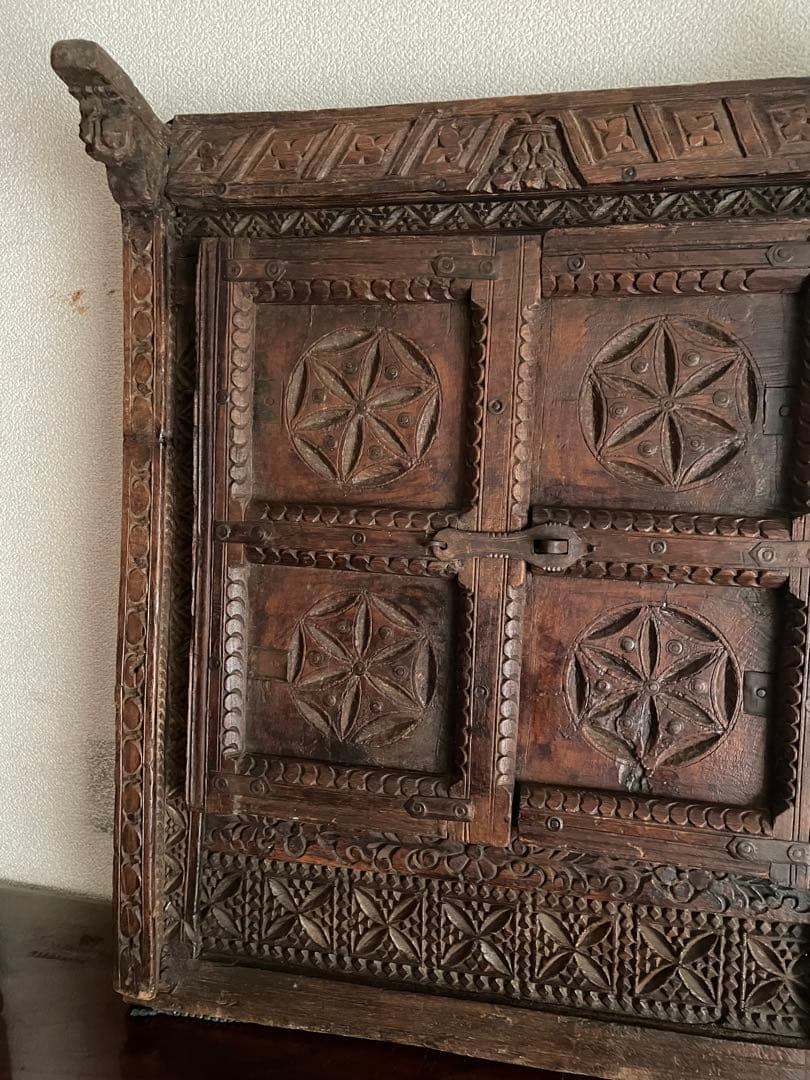 アンティーク　インドネシア窓