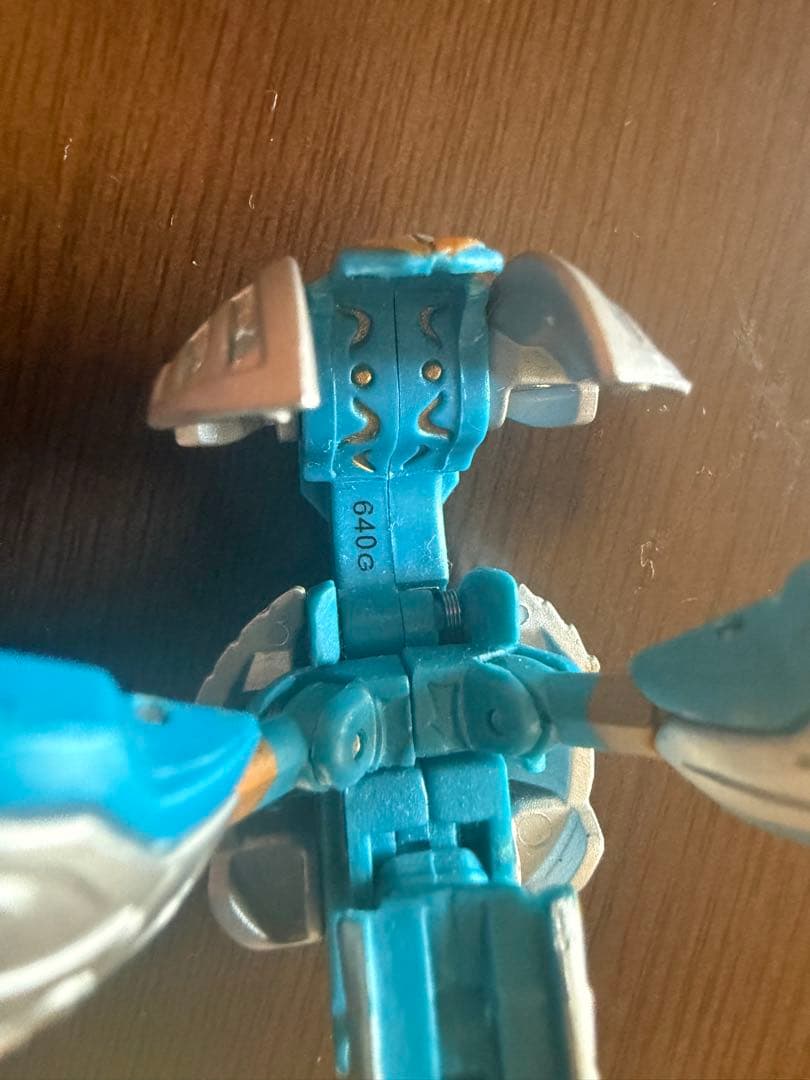 爆TECH爆丸　統タヴァネル　水属性