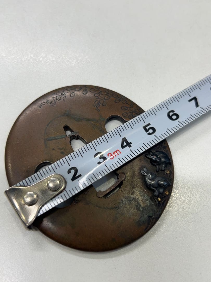 ウサギ彫刻 銅製鍔 約7.5cm
