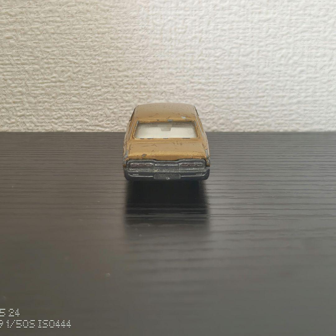 TOMICA　トミカ　日産セドリック　茶色　香港製