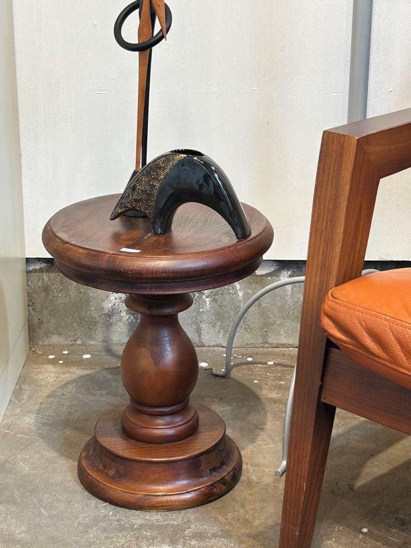 ウッドラウンドサイドテーブル【monoroom町田】