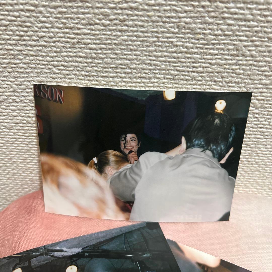 期間限定値下げ&オマケ写真付⭐️貴重なマイケルジャクソン来日イベント時の生写真３枚