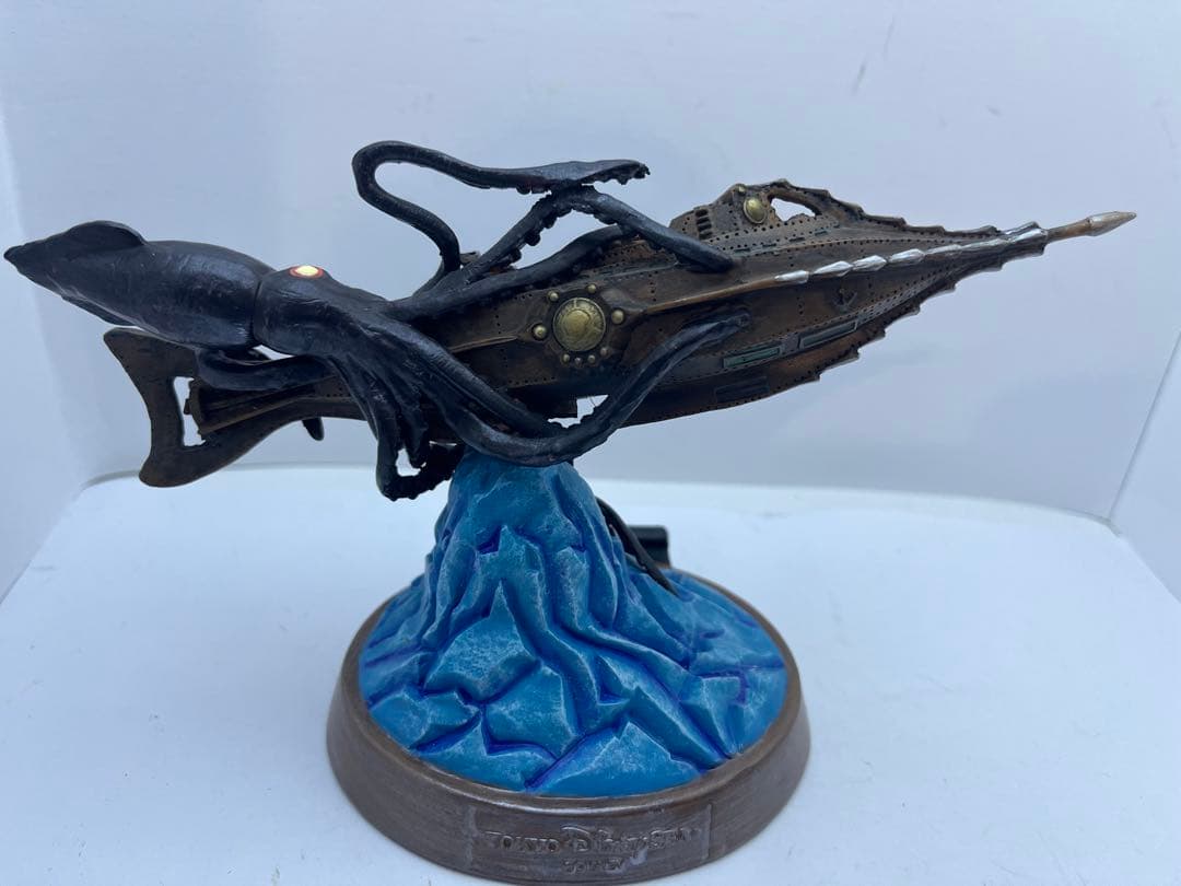 海底20000マイル　ディズニーシー　フィギュア　置物　2万マイル　ノーチラス号