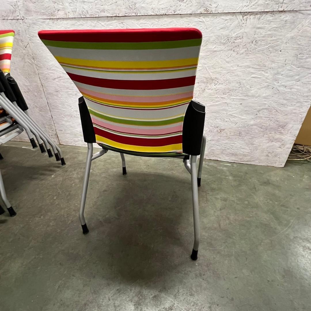 プラス ミーティングチェア スタッキング可 定価1脚6万 Y0481