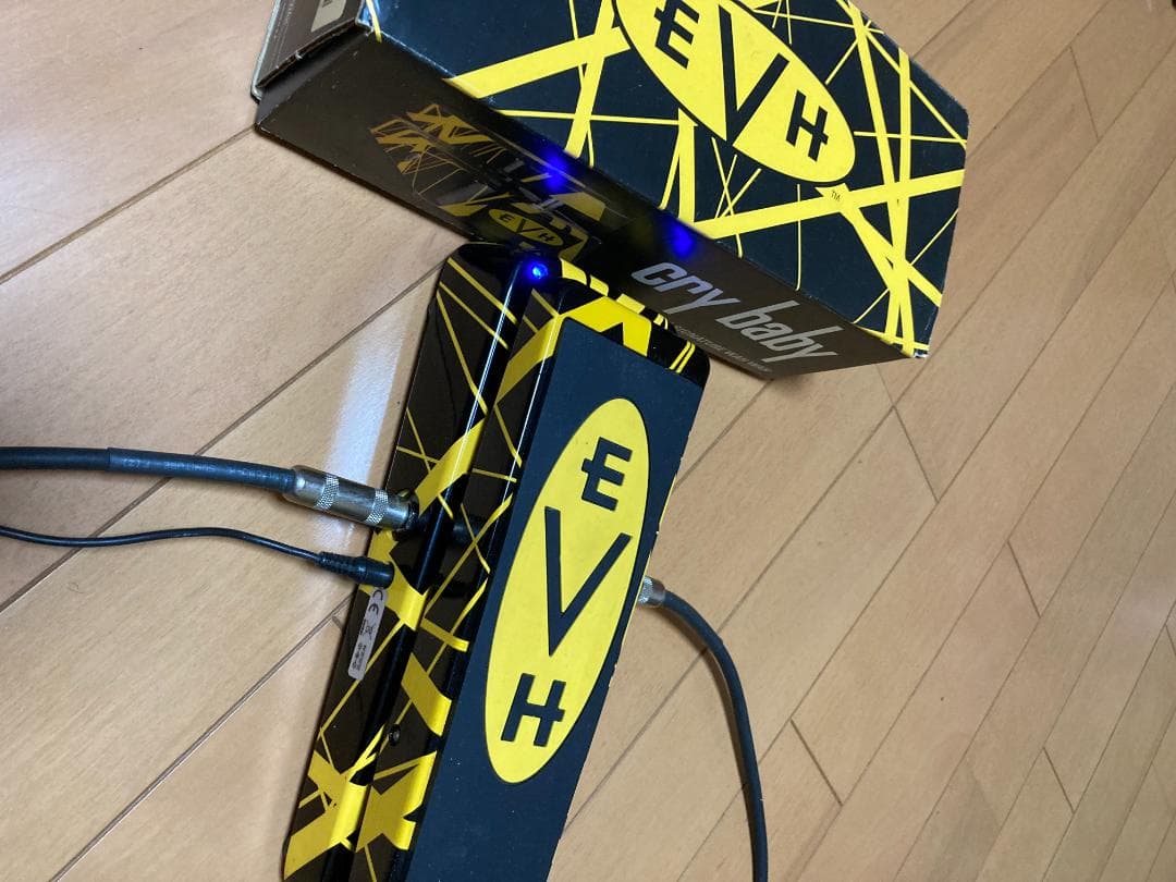 ギター EVH95 EDDIE VAN HALEN SIGNATURE WAH