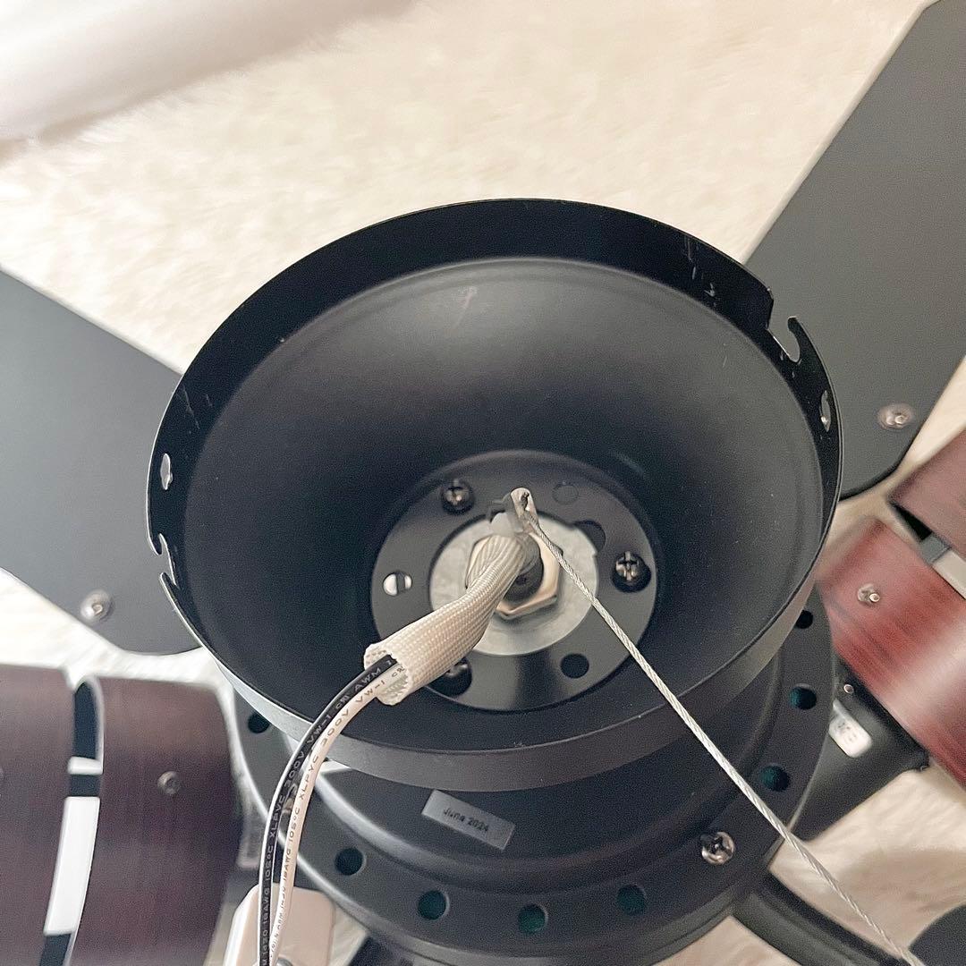 【美品】SIS シーリングファンライト ウッド調 2024年製　現行品