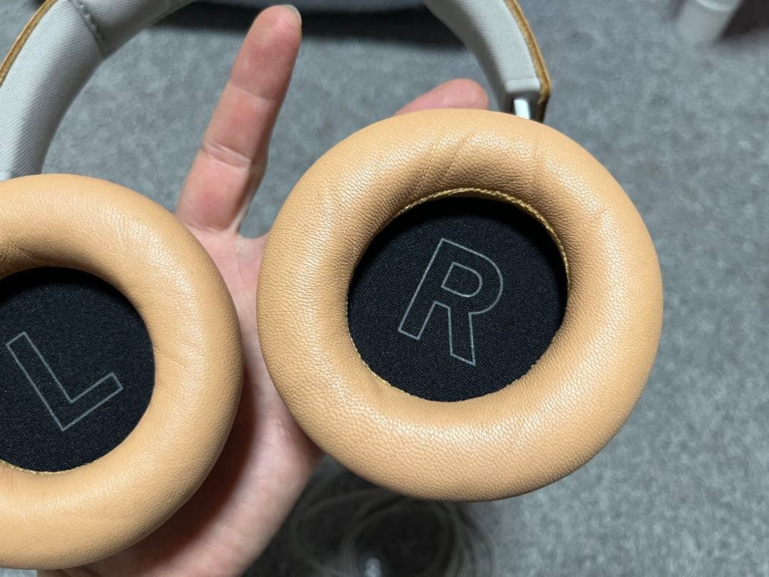 B&O BeoPlay H6オーバーイヤーヘッドフォン ベージュ
