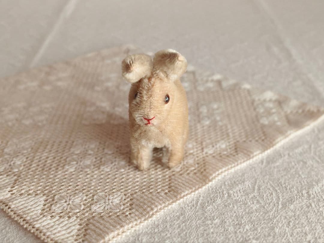 * antique rabbit ୨୧ フォルムの可愛い ウサギさん