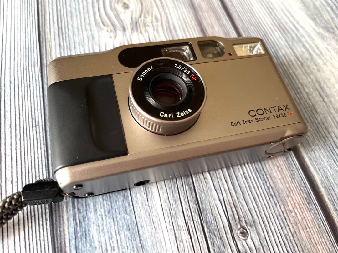 美品！CONTAX T2 シルバー コンパクトカメラ