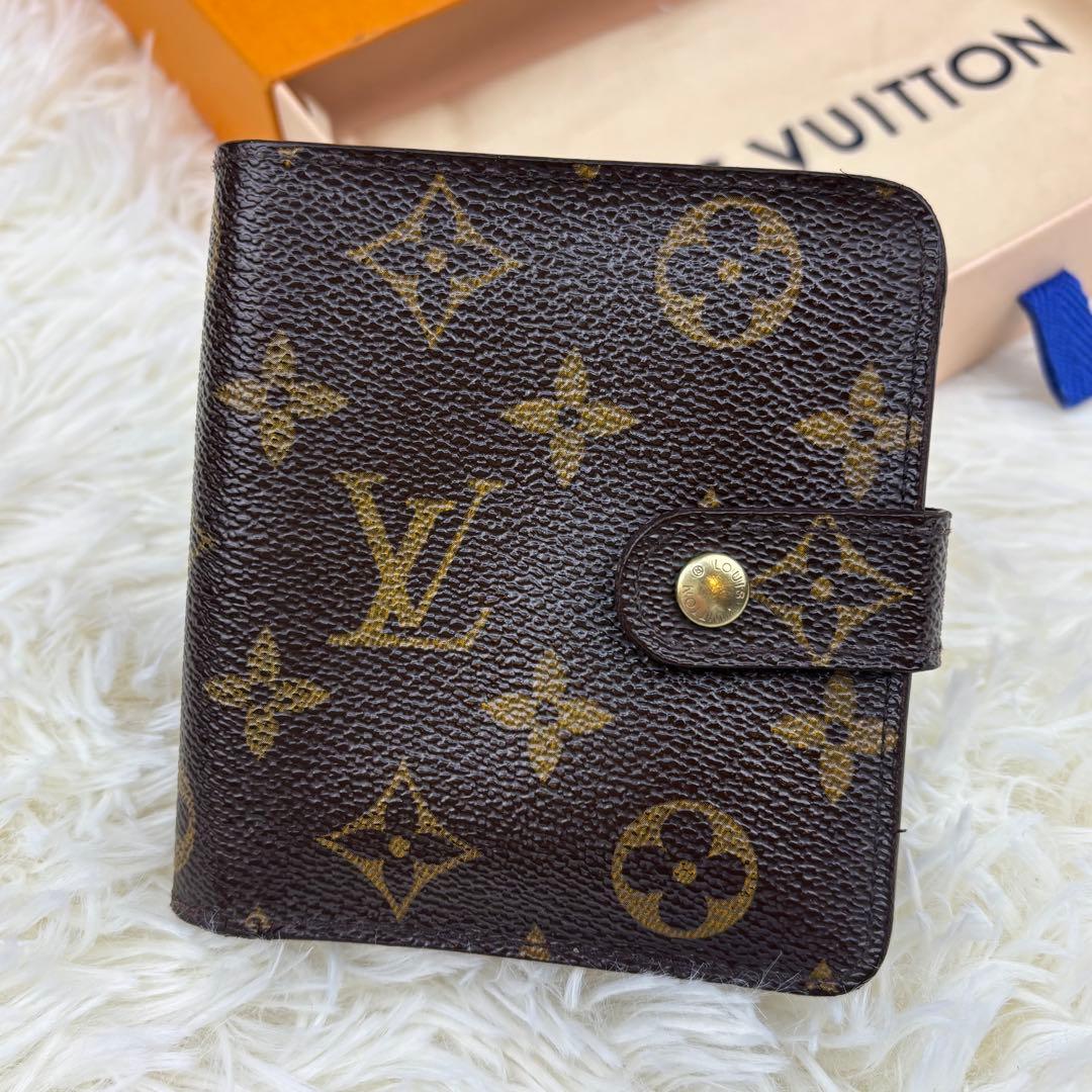 ルイ ヴィトン モノグラム コンパクトジップ ラウンドジップ ブラウン