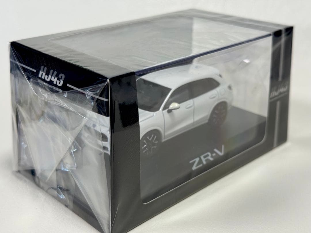 ホンダ ZR-V ミニカー 新品　e:HEV ホワイトパール1/43 ZRV