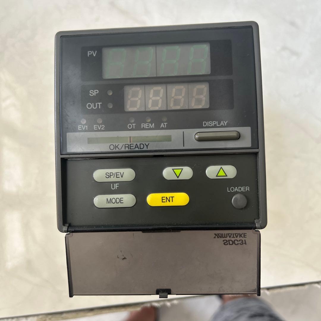 ヤマタケ アズビルazbil SDC31 C315GA000300 指示調節計