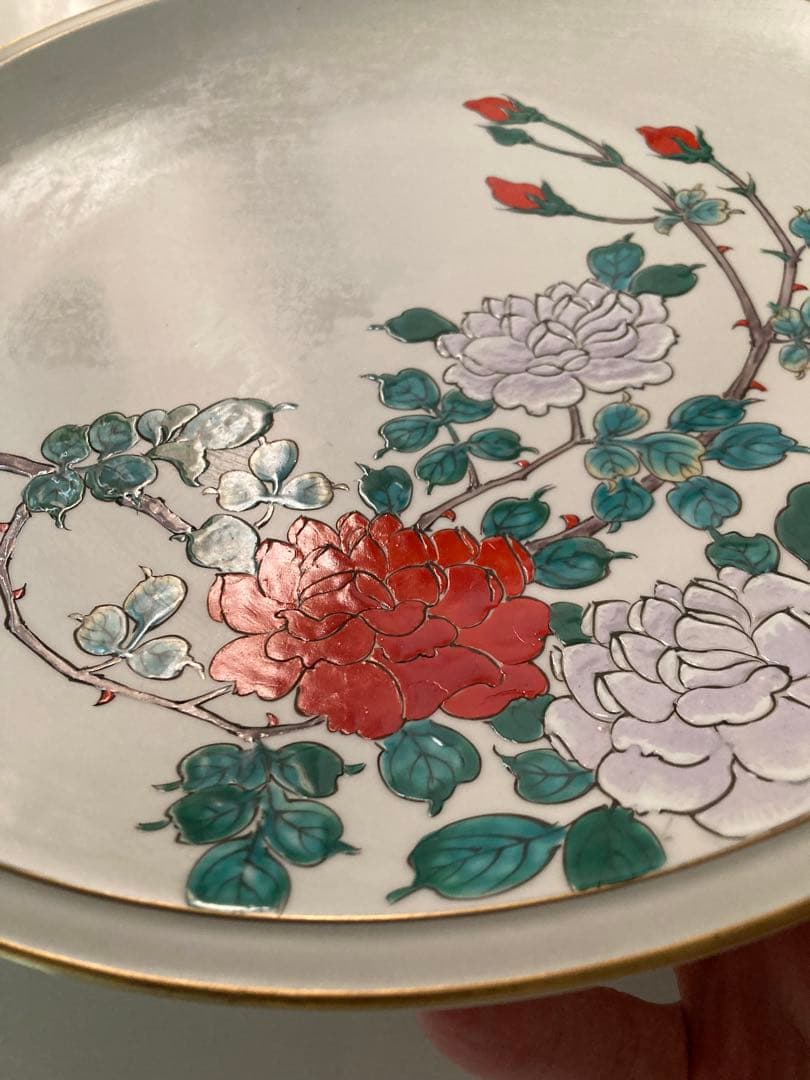 薔薇の飾り皿　金色縁取り　アンティーク