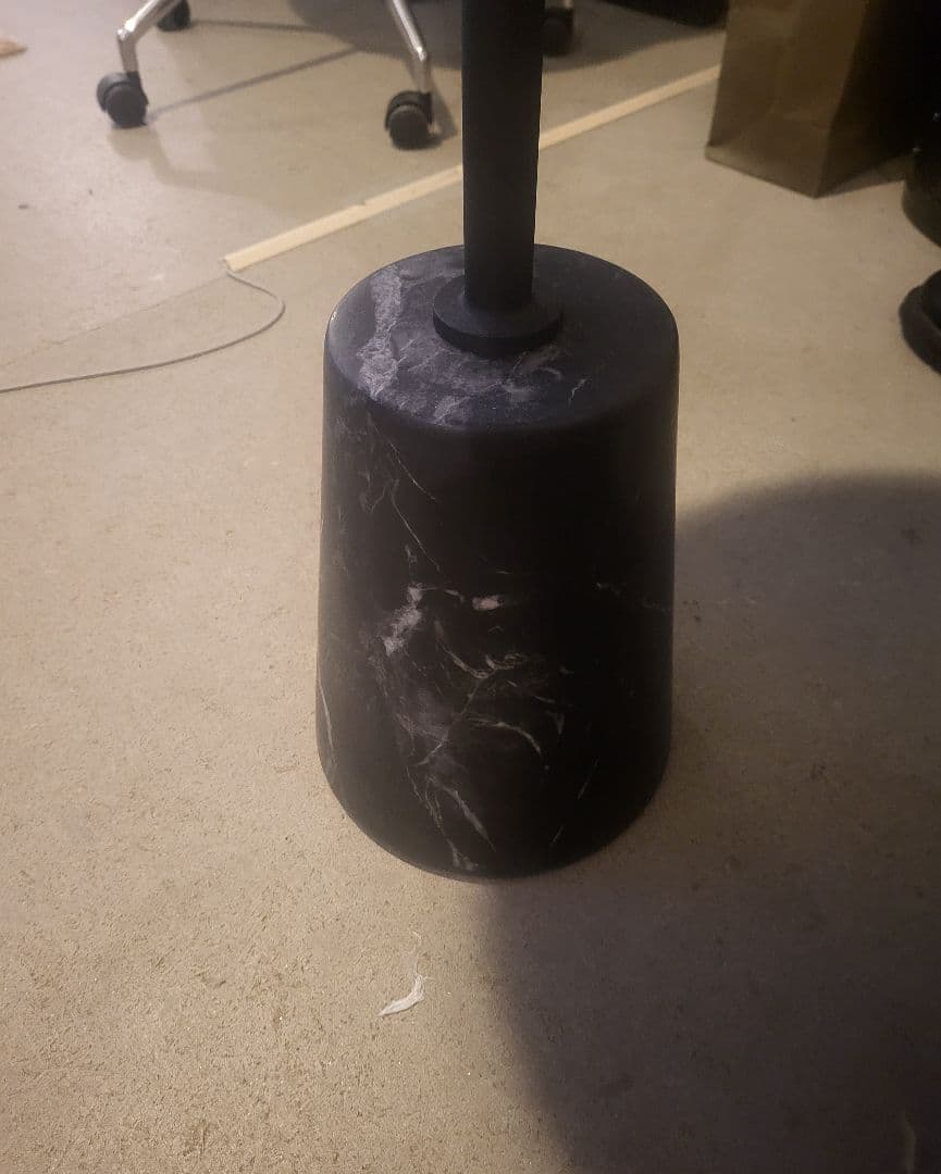 ⭐モーダエンカーサPLATA tablemoda en casaサイドテーブル⭐