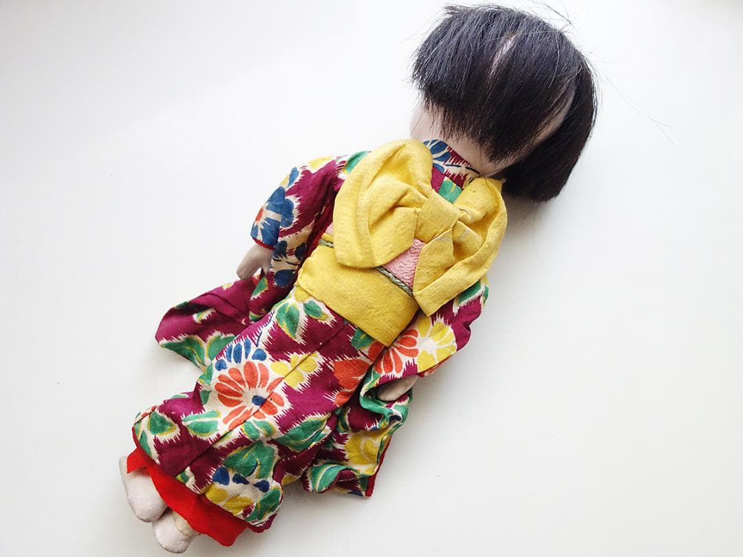 市松人形 カラフルな着物　Z93