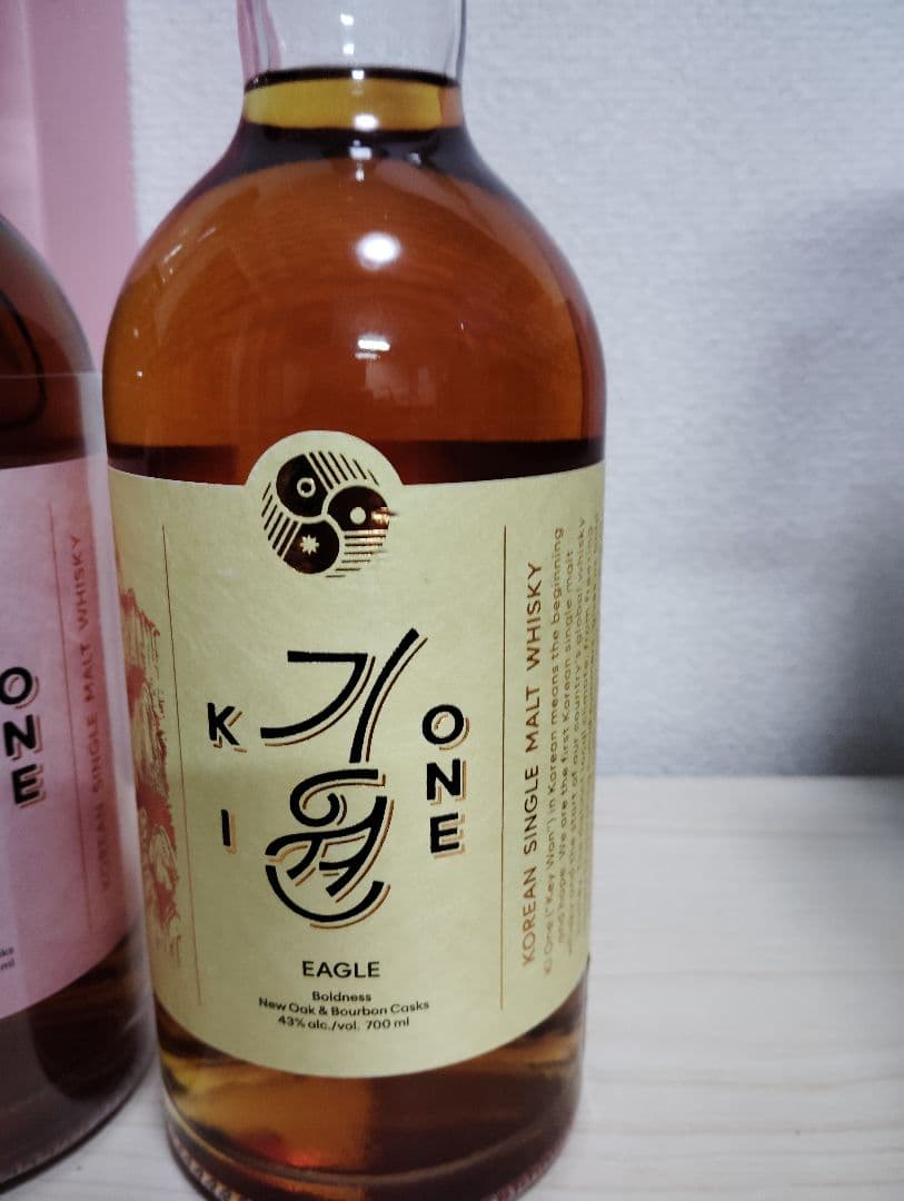 キウォンタイガー（箱あり）、イーグル（箱無し）　 韓国ウイスキー2本セット