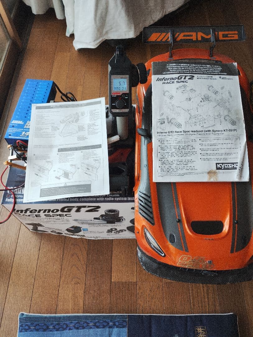 Inferno GT2 ＆ Inferno　各１機のシャーシとプロポのセット