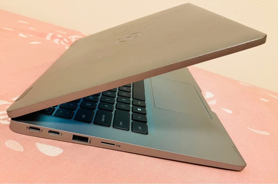 ✨タブレットにもなる万能ノート × 超軽量1.28kg ✨