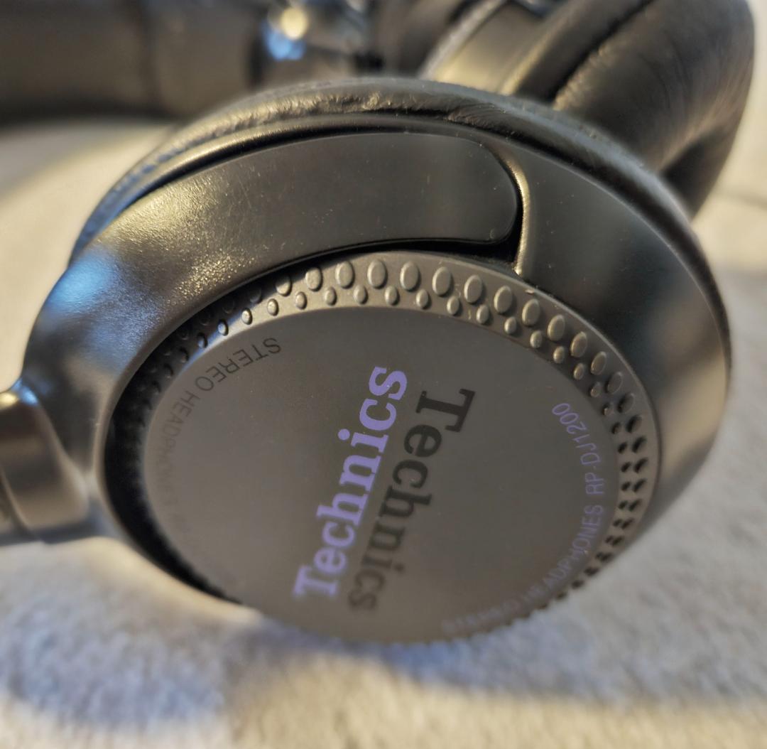 ★TECHNICS テクニクス RP-DJ1200 ヘッドホン+交換パッド2種付
