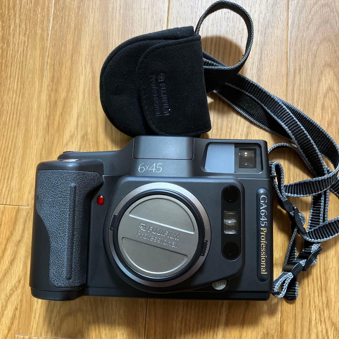 FUJIFILM GA645 Professional フィルムカメラ