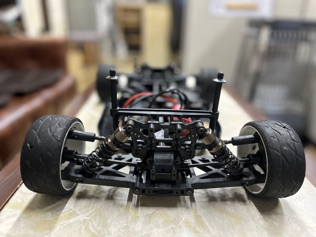 京商　1/8電動ツーリングカー　インファーノG T 2