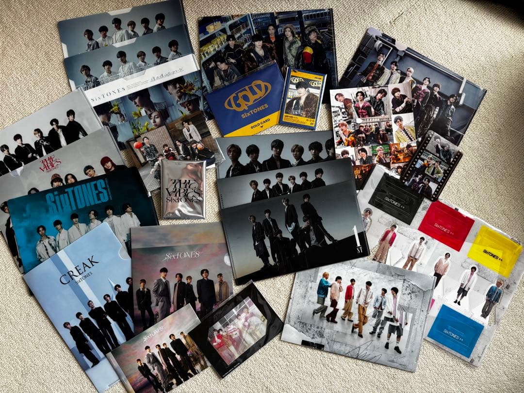 SixTONES グッズ カレンダー 写真 パンフレット 会報誌 アクスタ