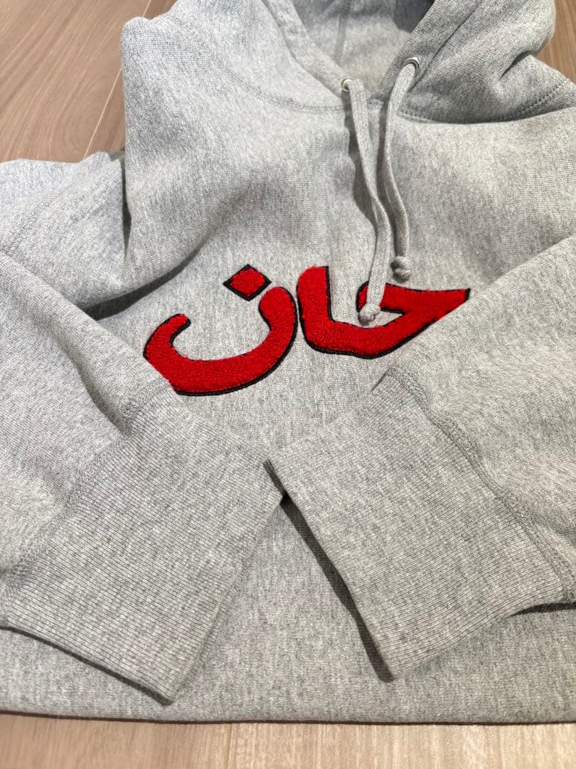 Supreme フーディ