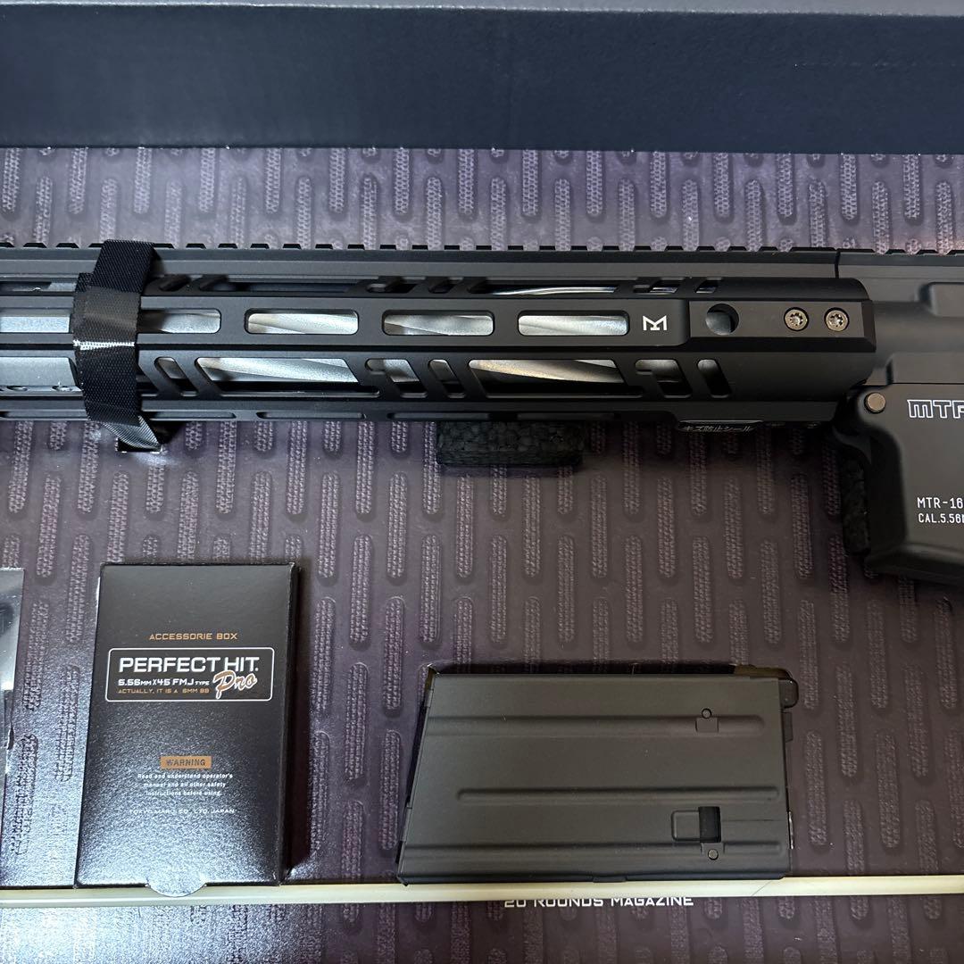 東京マルイ　MTR16 ガスブローバックライフル　中古品