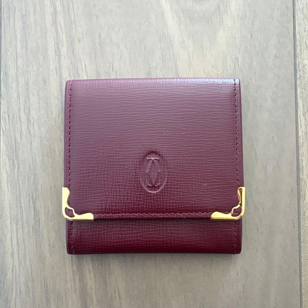 Cartier バーガンディ レザー ケース