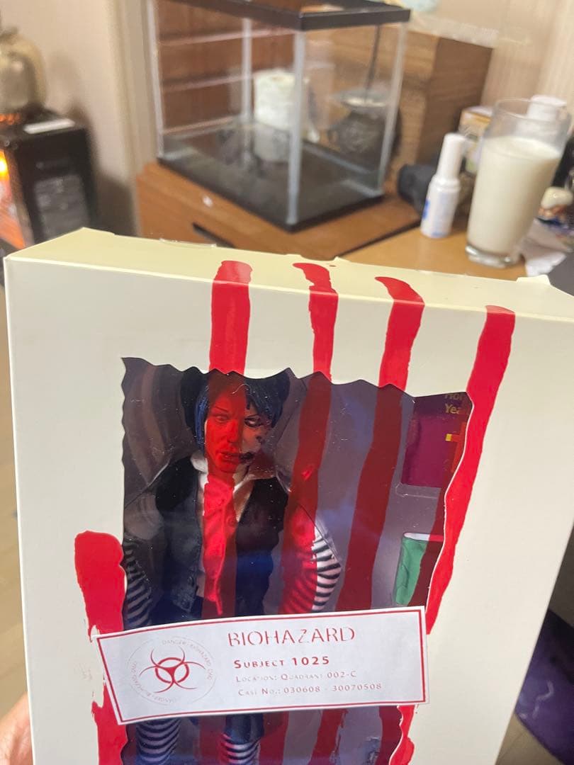 Sideshow BIOHAZARD Subject 1025 フィギュア