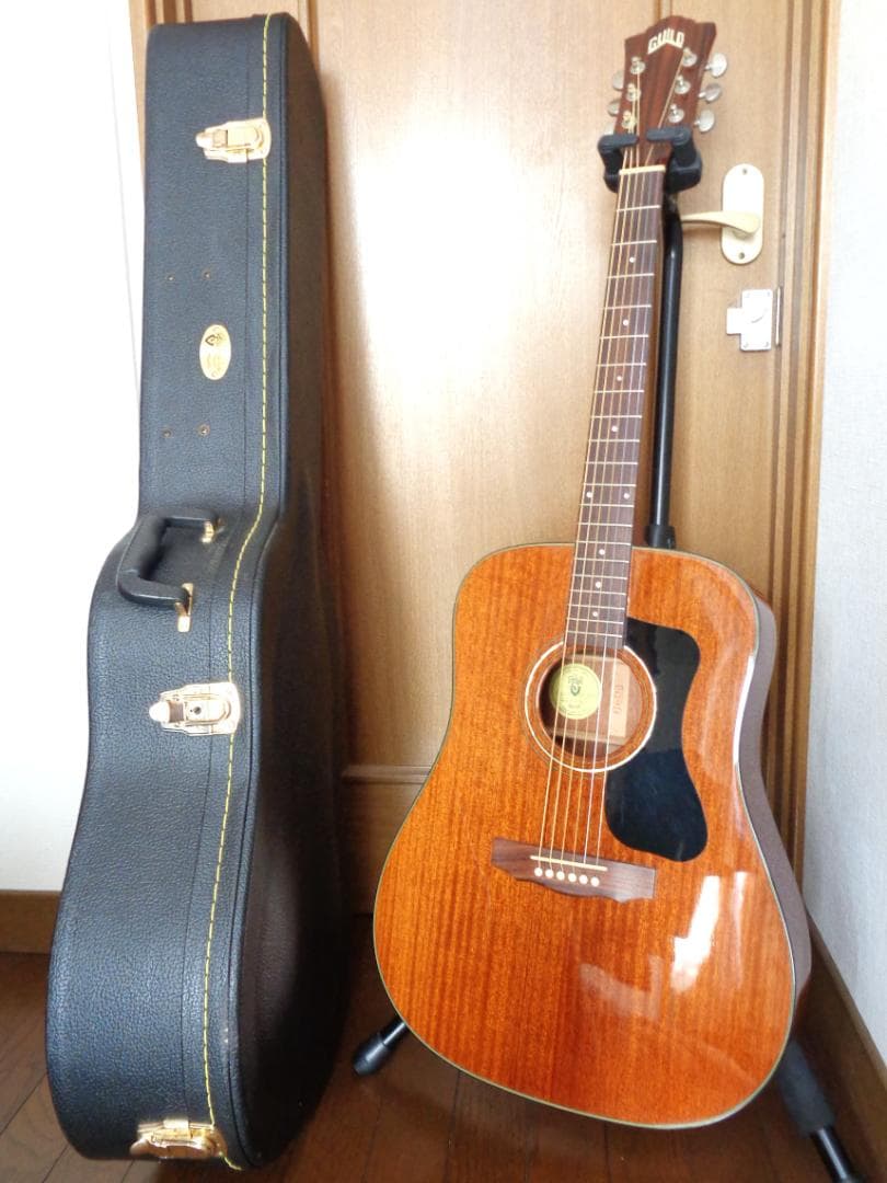 GUILD D-125 NAT　オール単板マホガニー　美品！　純正ハードケース付