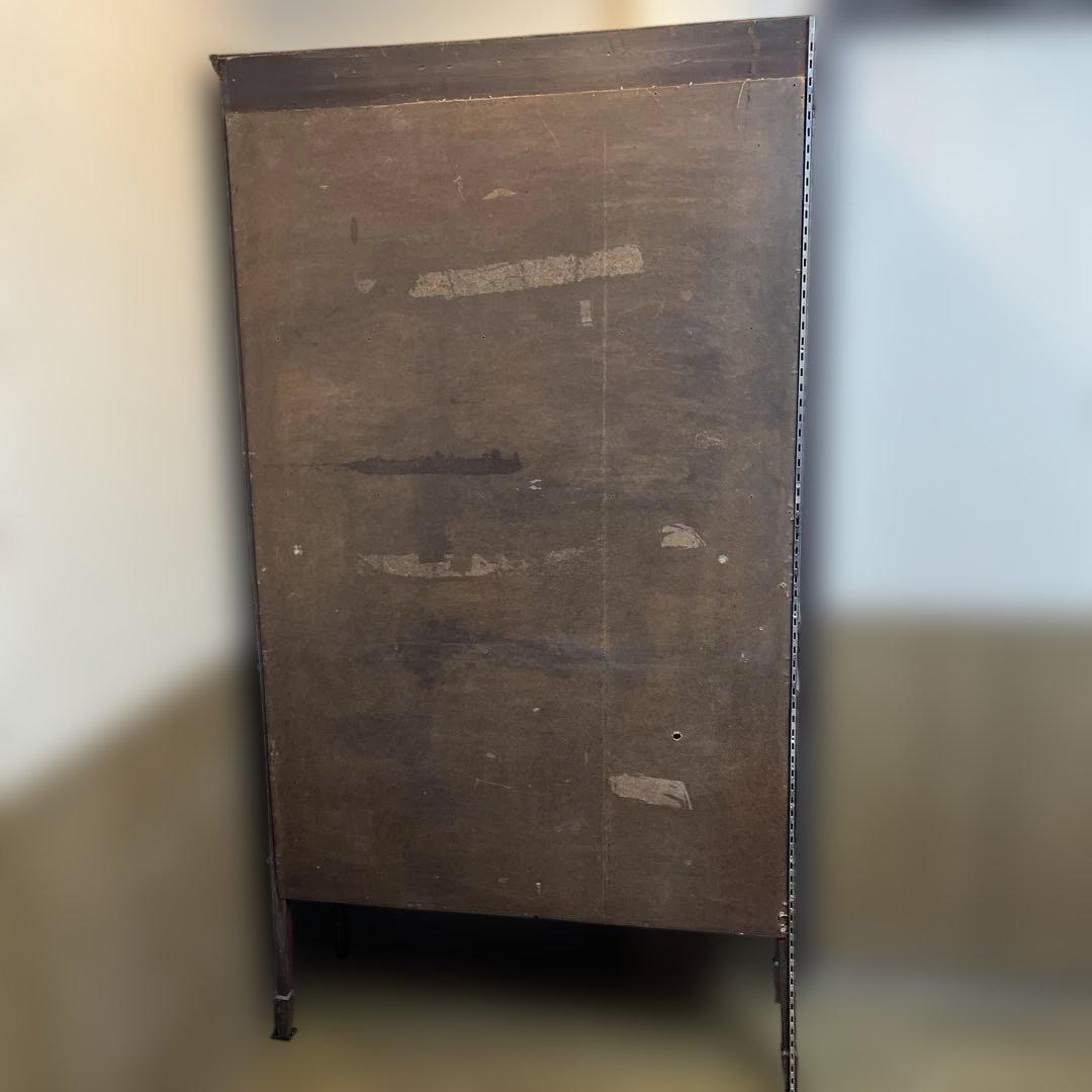 英国アンティーク　木製ガラス扉キャビネット